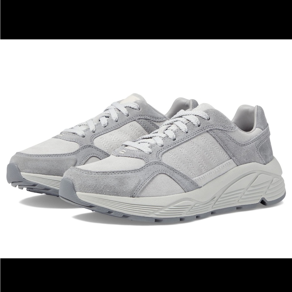 NIB Label Sneakers Light Gray Leather Suede